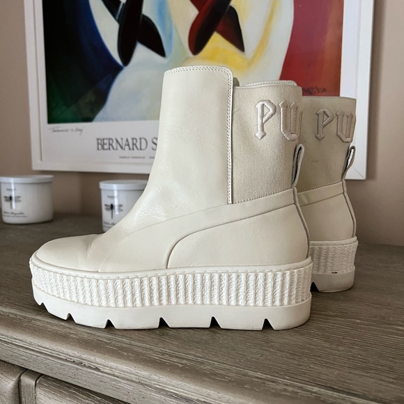 Puma by Rihanna Chelsea Sneaker Boots in Vanilla Size 7.5 - Picture 2 of 7